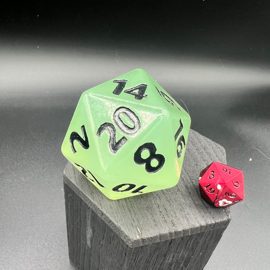 Giant Glow D20