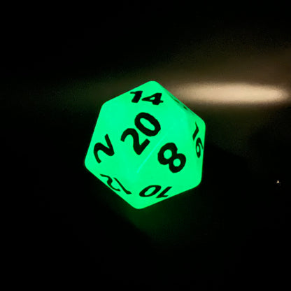 Giant Glow D20