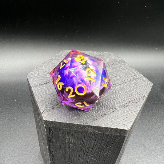Purple Dragon Eye Liquid Core Large Spindown D20